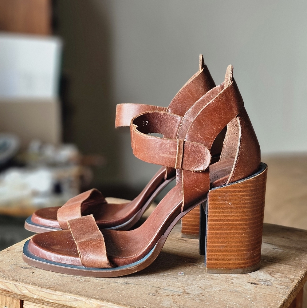 Finery London Brown Leather Block Heel Sandals